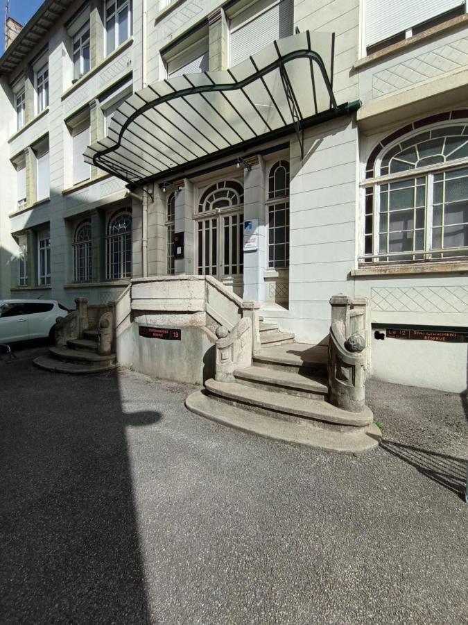 Le 12 Studio Neuf Wifi App 11 Сент-Этьен Экстерьер фото